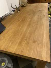 Stół z drewna tekowego
