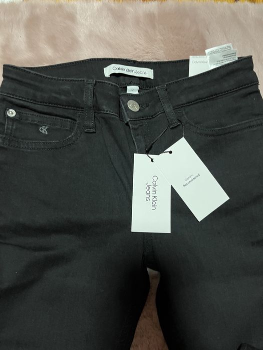Calvin Klein Jeans spodnie dżinsy logo czarne ck mid rise skinny r XXS