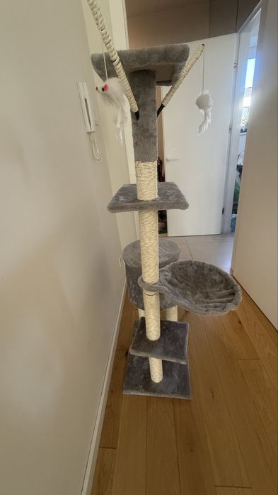 Drapak dla kota z wieżą i legowiskiem + gratis domek