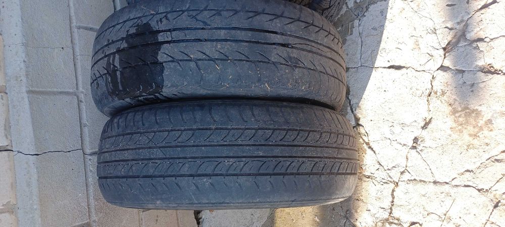 Шини з дисками Ауді 100 с3. (фольксваген)