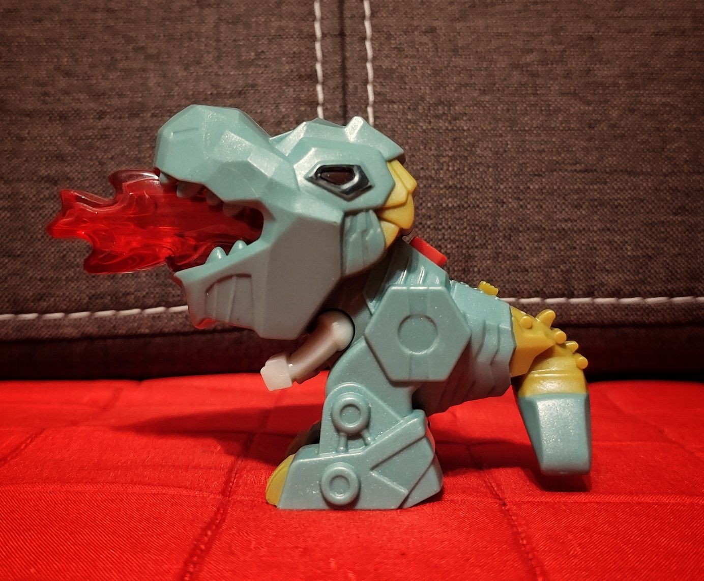 McDonald's Hasbro figurka Transformers: Cyberverse / Grimlock / świeci