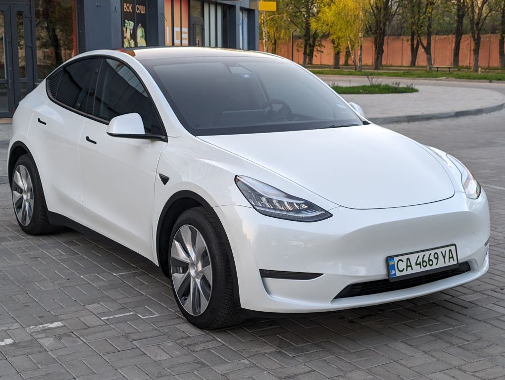 Tesla Model Y Dual Motor