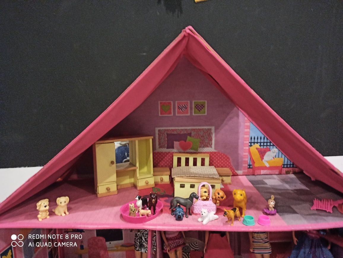 Zestaw lalek Barbie domek dla lalek lalka auto pieski
