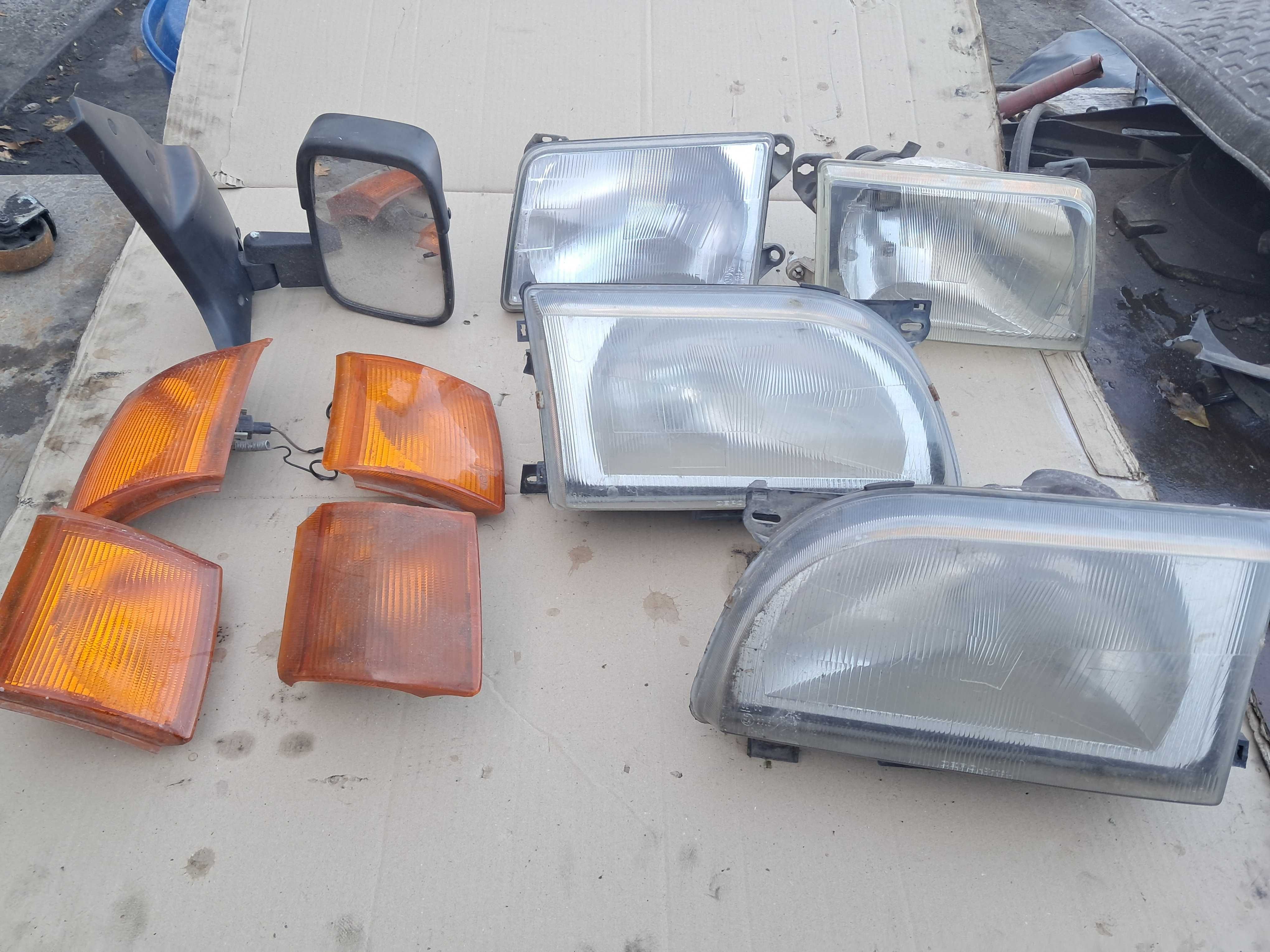 Капот решотка Транзит Ford Transit 96-00