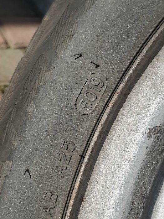 Диски 4*100 R14 з шинами 175/65/r14 літо ET42