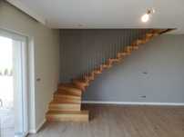 schody drewniane, dywanowe i na beton
