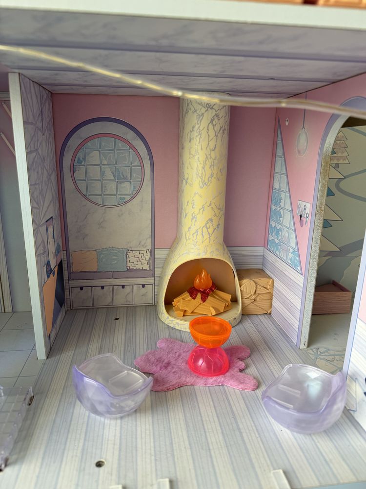 Casa de bonecas LoL