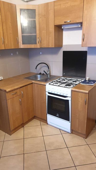 Wynajmę mieszkanie - pokój z kuchnią i łazienką