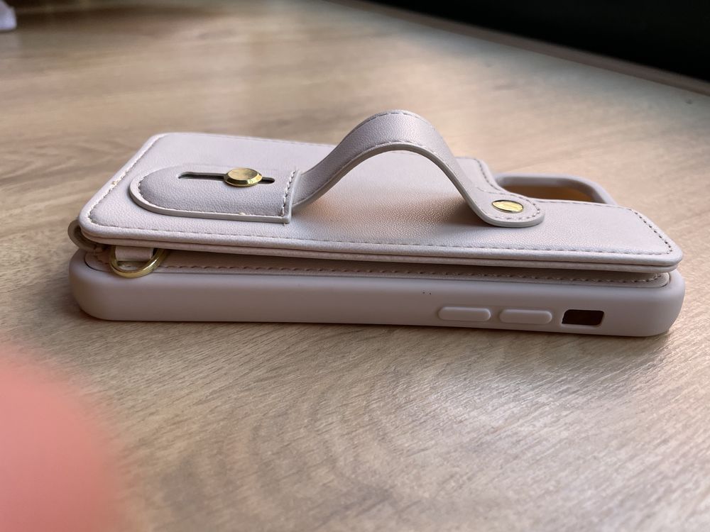 Capa iphone 12 nova com suporte para dedo conforto e cartoes e bolsa tiracolo bege