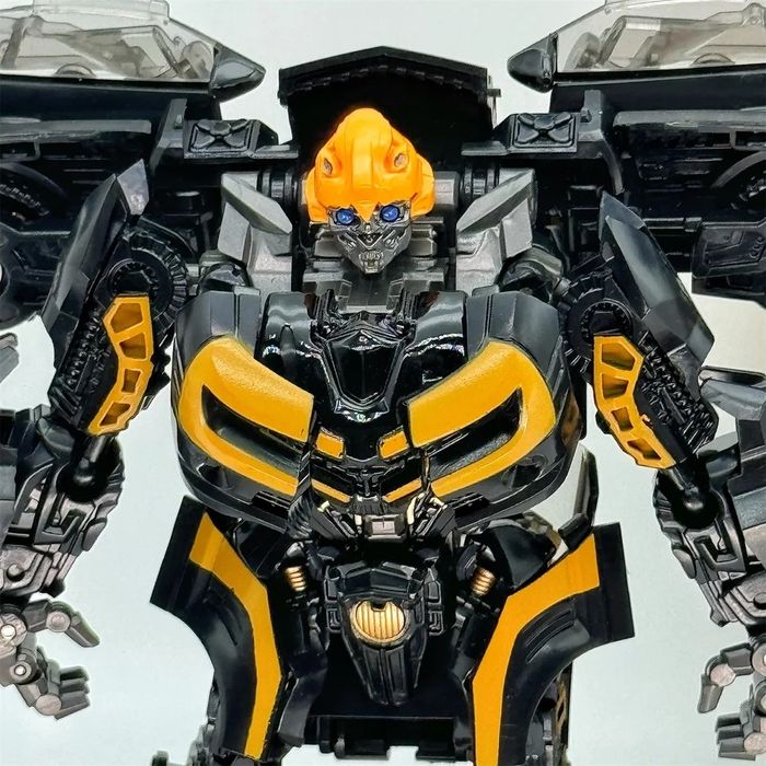 Робот Трансформер Бамблби 16,5см Чорний Автобот Bumblebee + аксесуари