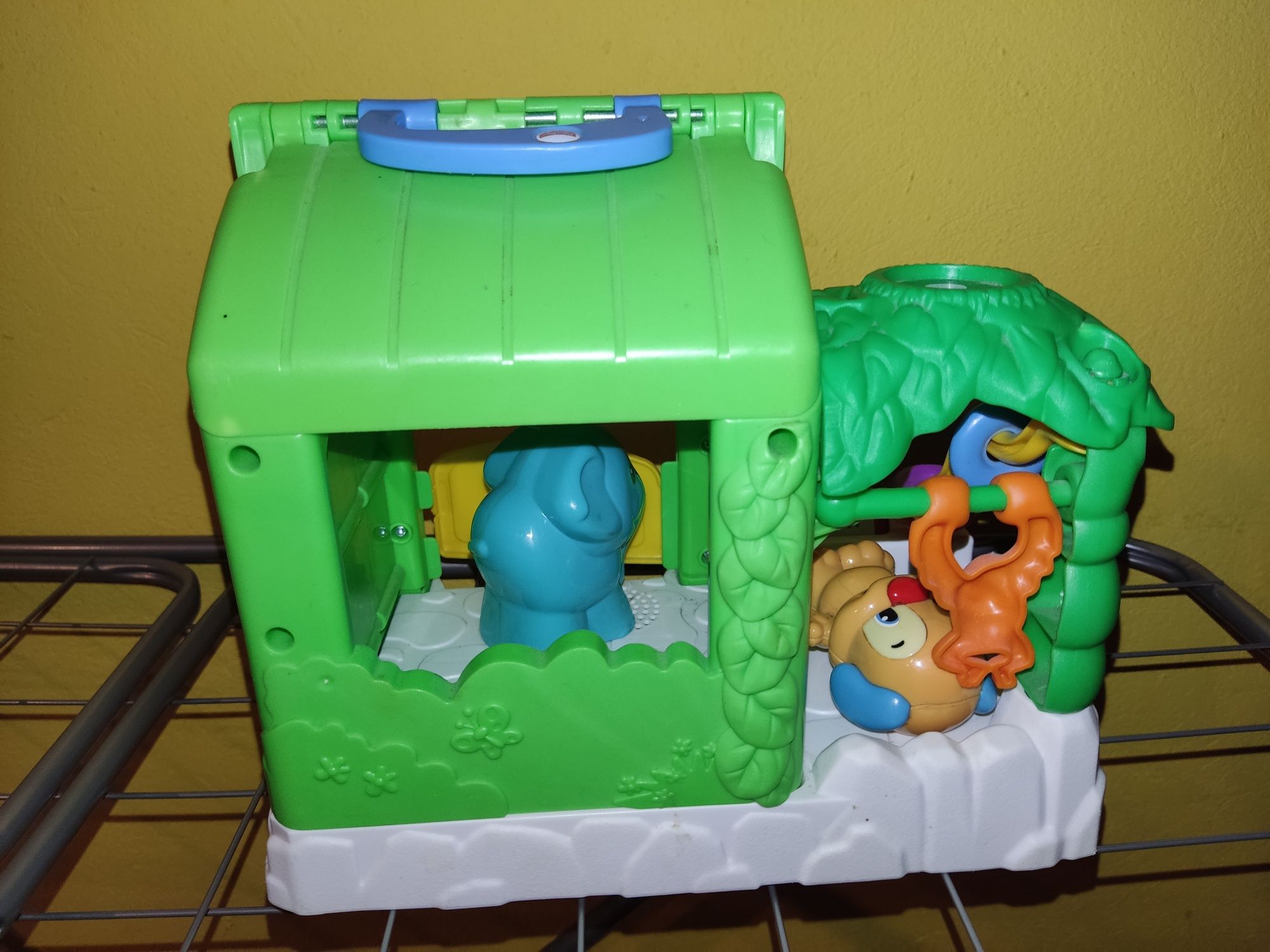 Zoo fisher price szczeniaczek uczniaczek