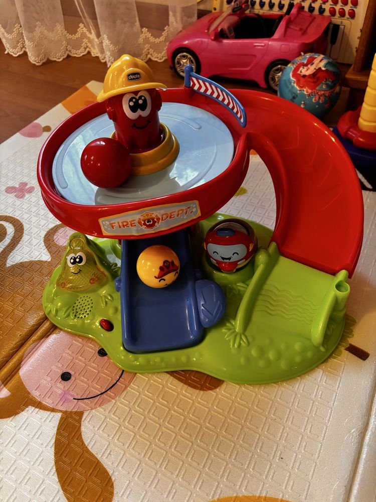 Ігровий центр Chicco Fire Station Turbo Ball пожежна станція