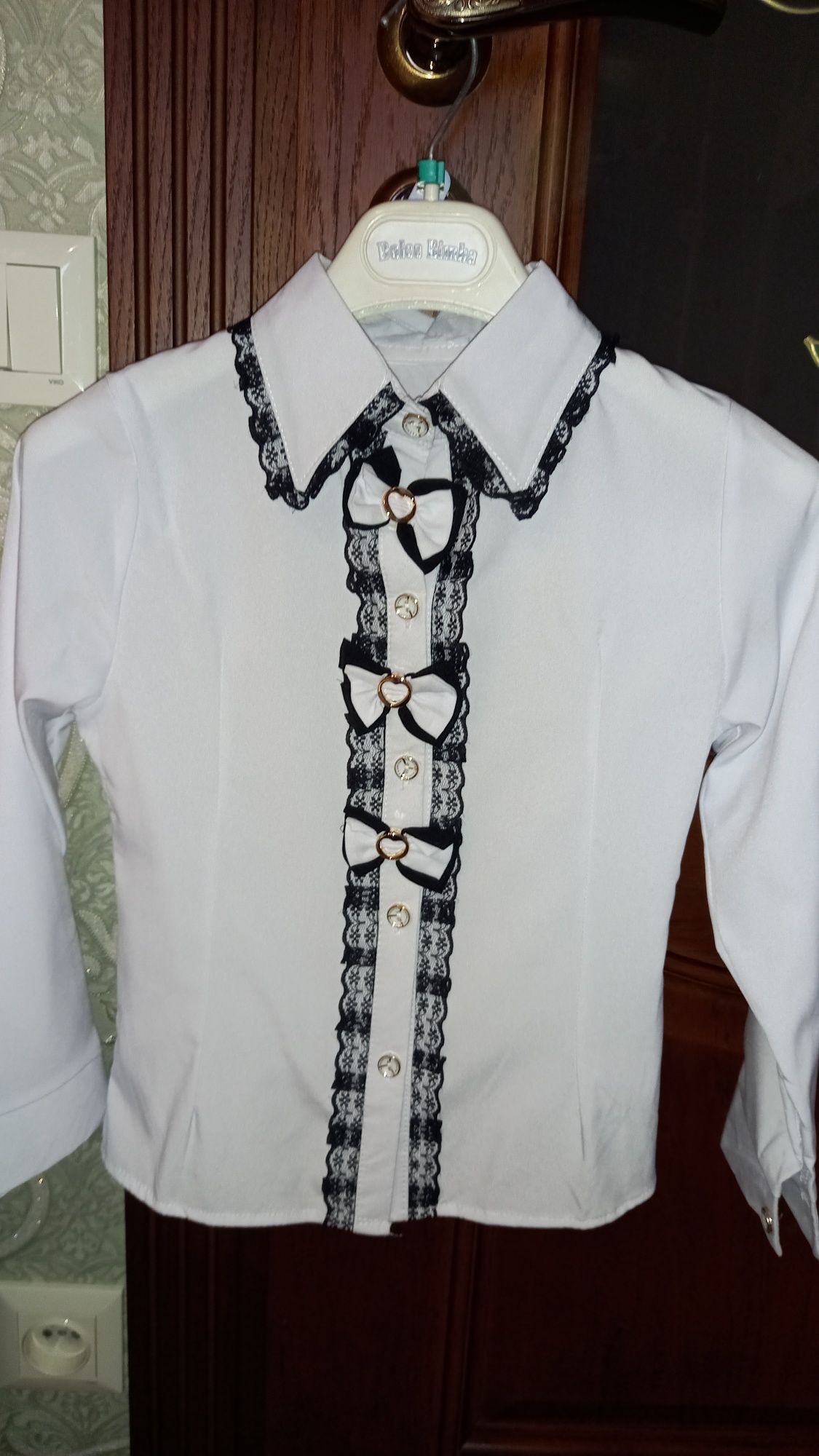 Шкільні блузки, сорочки, білі 128-134см, 7 років