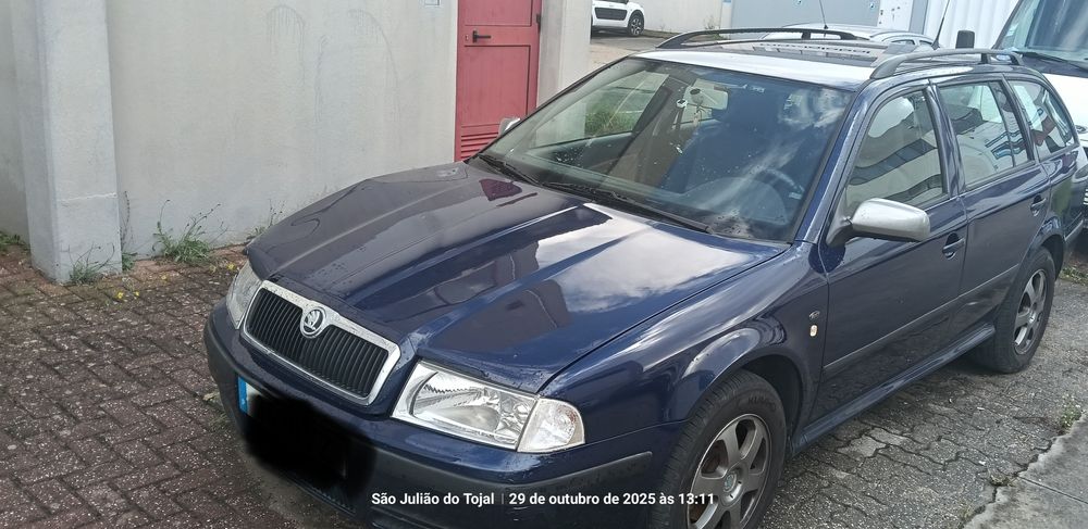 Skoda Octavia 1.9 HDI circulavel(acidentado)