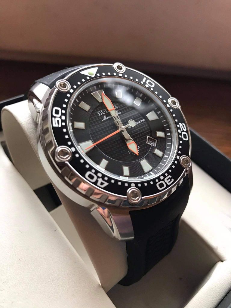 Bulova automatic diver model 98B209