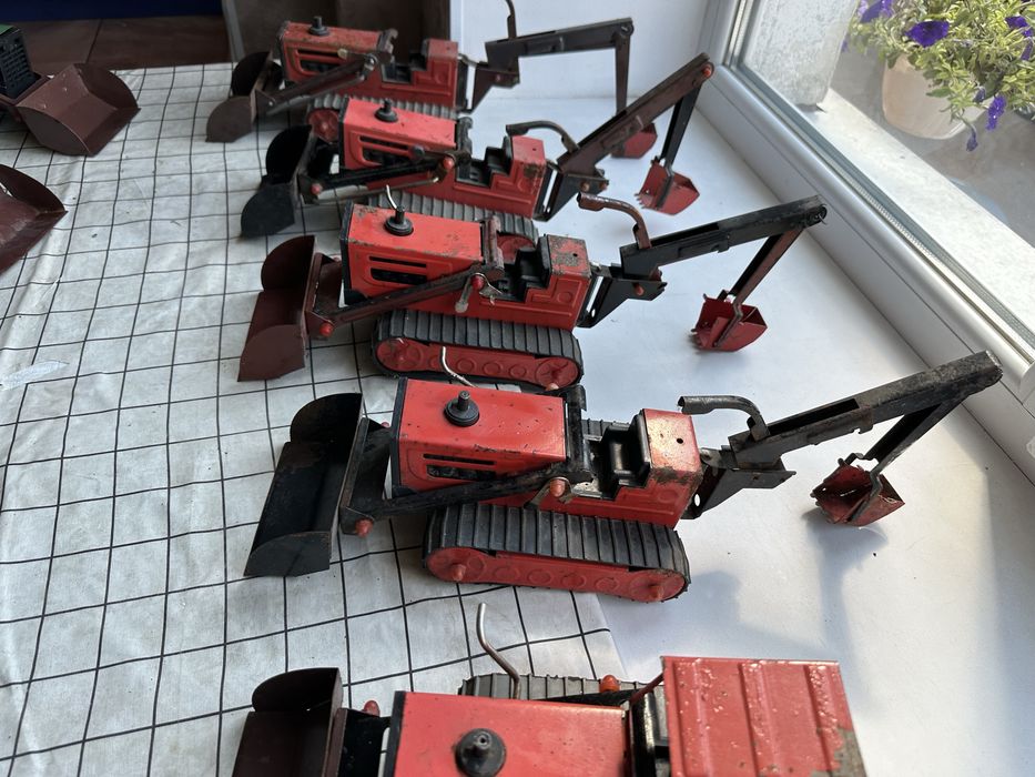 Игрушка ссср Трактор