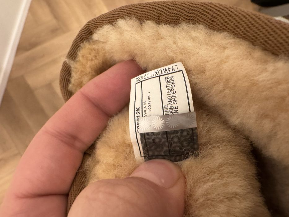 Kozaki śniegowce botki trzewiki UGG S/N 5815 EU38