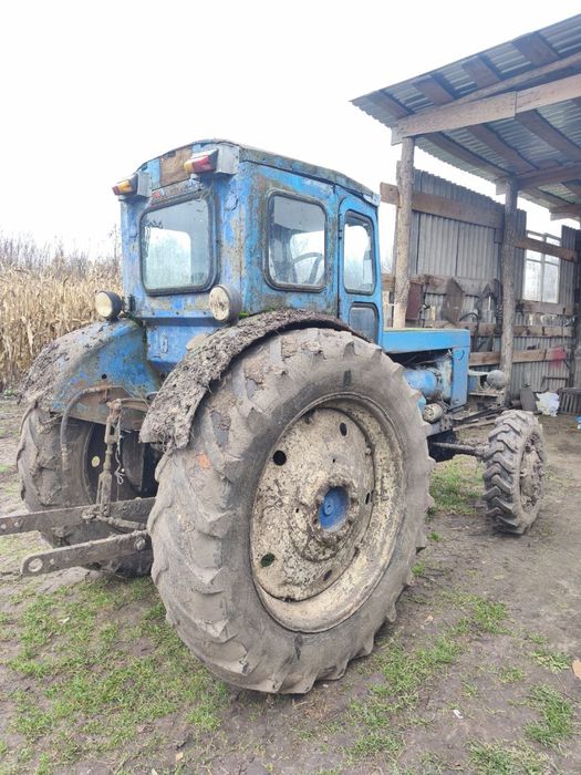 Продам т40 з передком в харошому стані