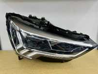 Lampa prawy przód Audi Q3 II 83A Full LED, cała, EU. Reflektor.