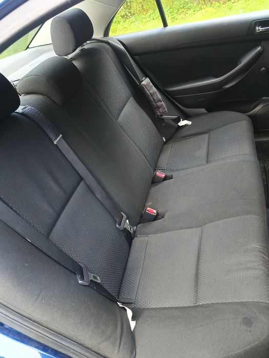 Toyota Avensis !!