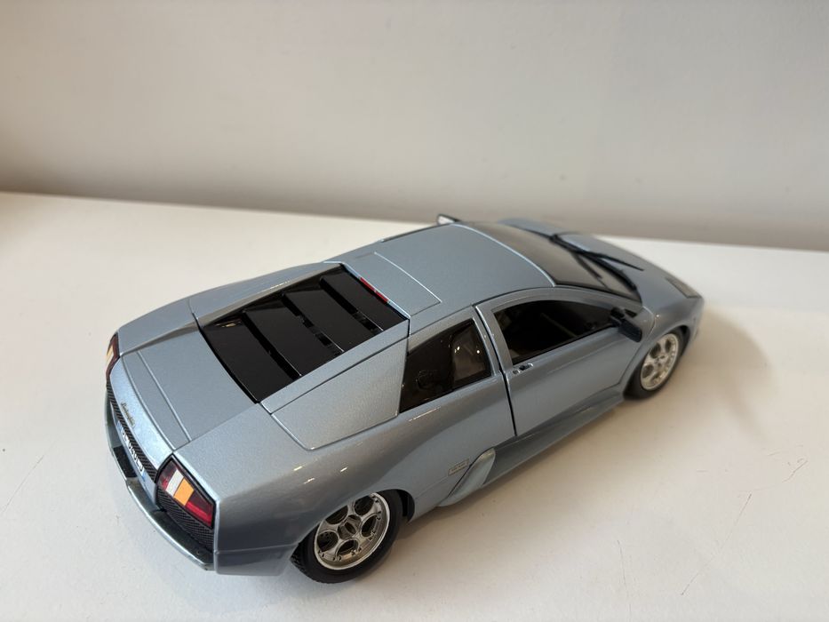 Model Lamborghini Murcielago 1:18 BBurago Burago (maisto welly)