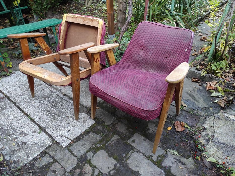 Fotel Chierowski 366 do renowacji 2 sztuki