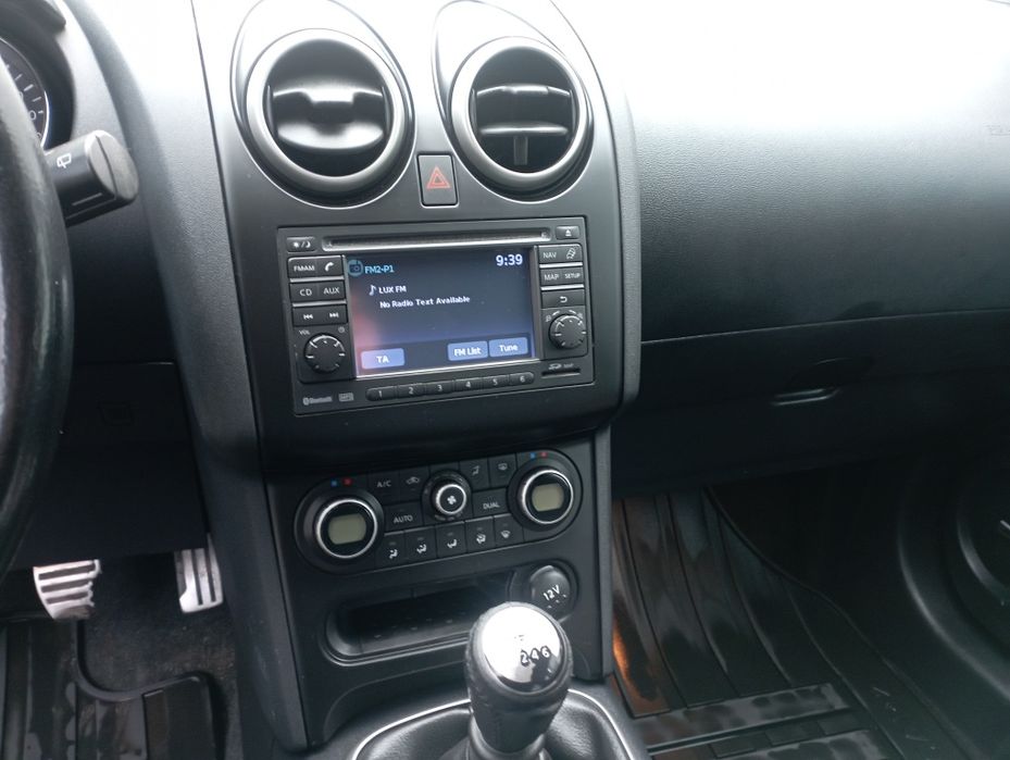 1.5dci. BOSE komplekteison