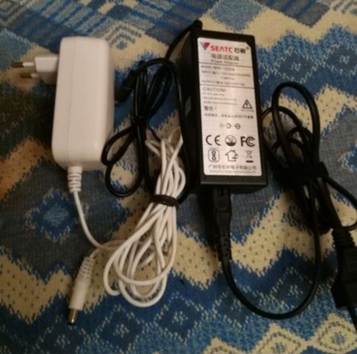 LitoKala lii 500 зарядное устройство для li-ion и NiMh аккумуляторов.