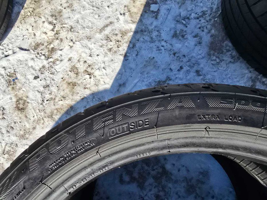 Шини б/у 215/40 R17 Bridgestone