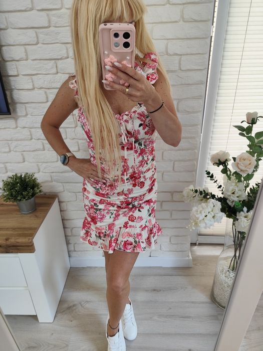 Sukienka w kwiaty M nowa
