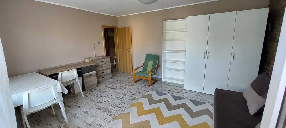 Studenci Katowice, Panewniki, Panewnicka 351