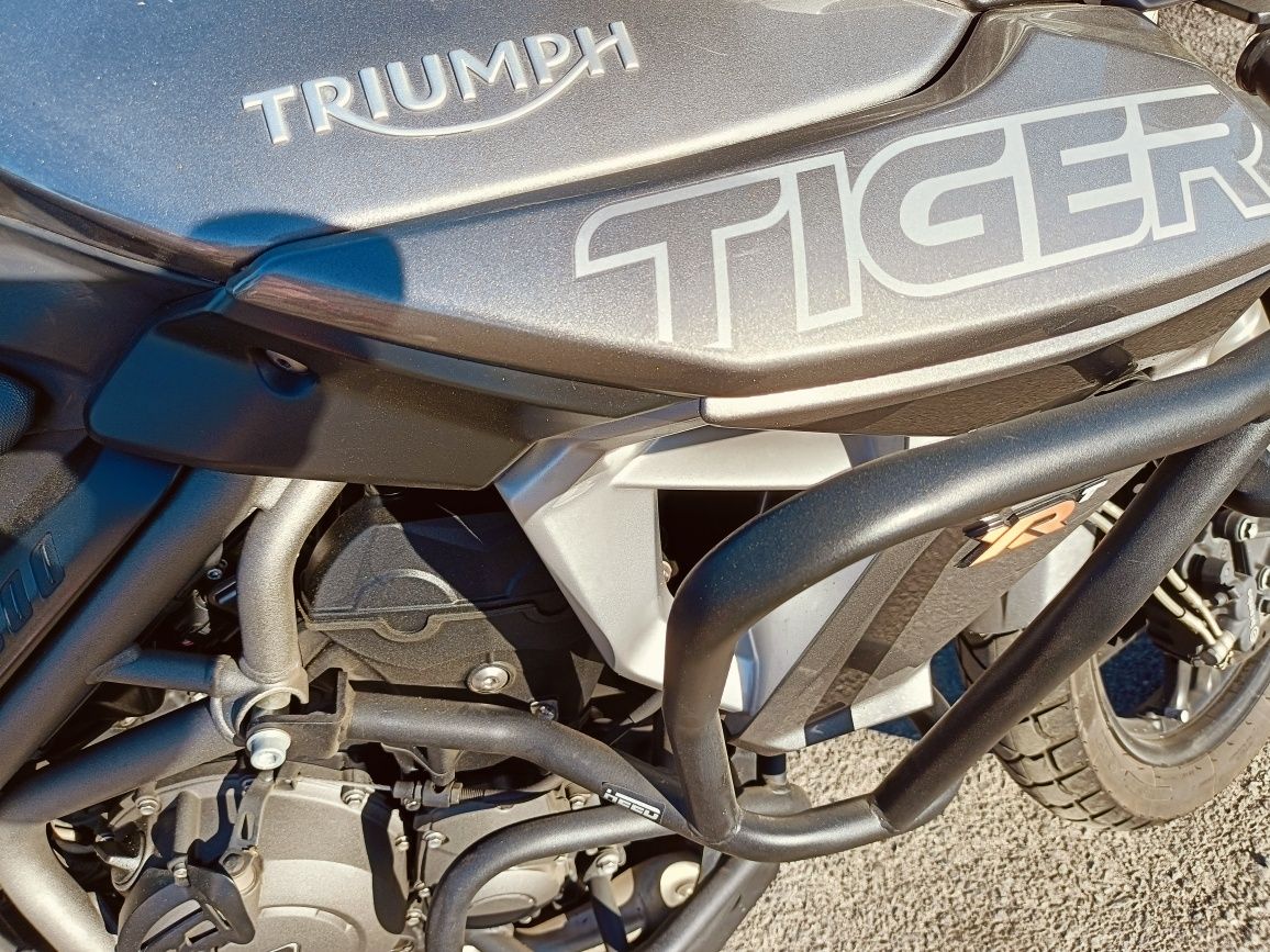 Triumph Tiger 800 XRT 2018 - Full Extras
