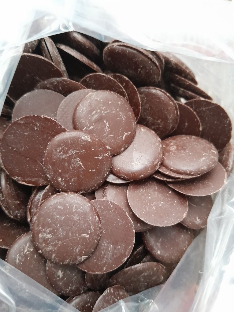 Шоколад натуральный белый Барри Каллебаут для ганаша и велюра кусковой
