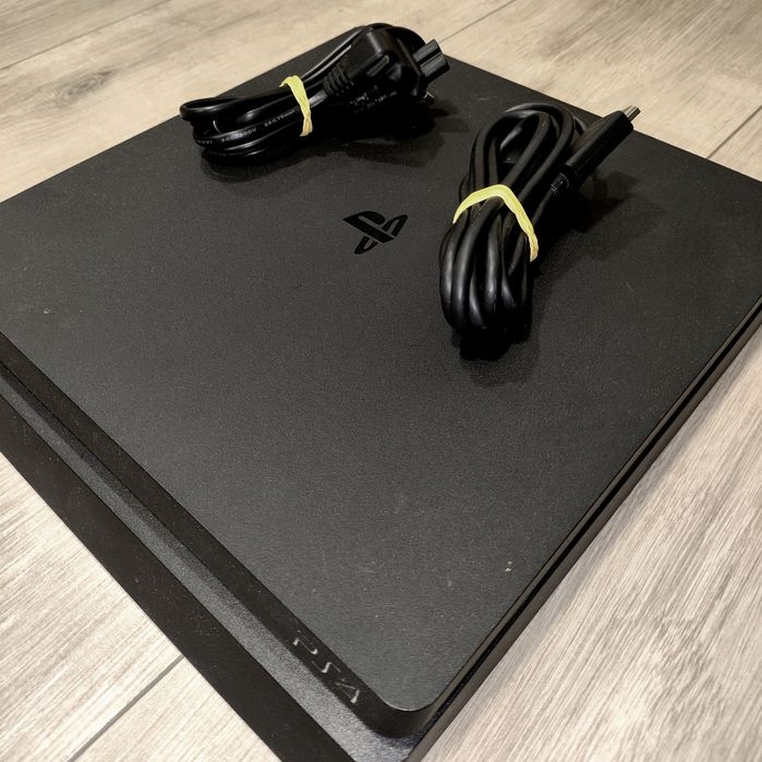 PlayStation 4 slim 500gb