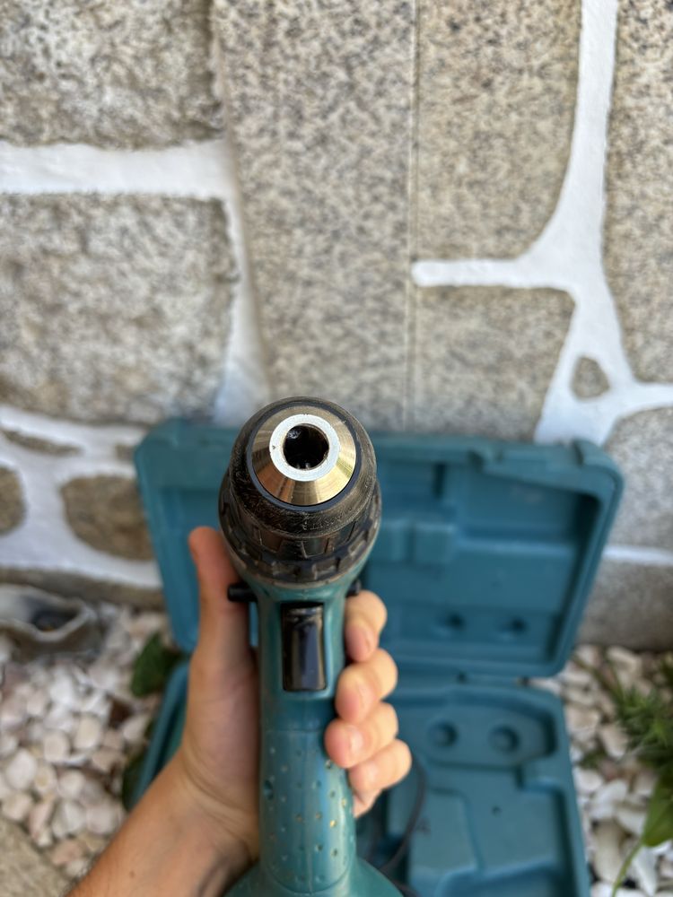 Aparafusadora makita 12 v