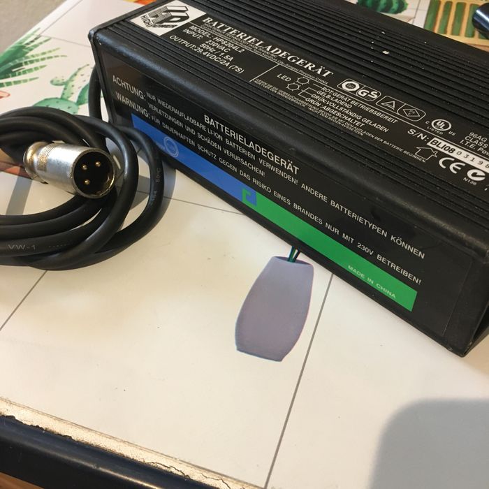 Rower elektryczny ładowarka na 24v