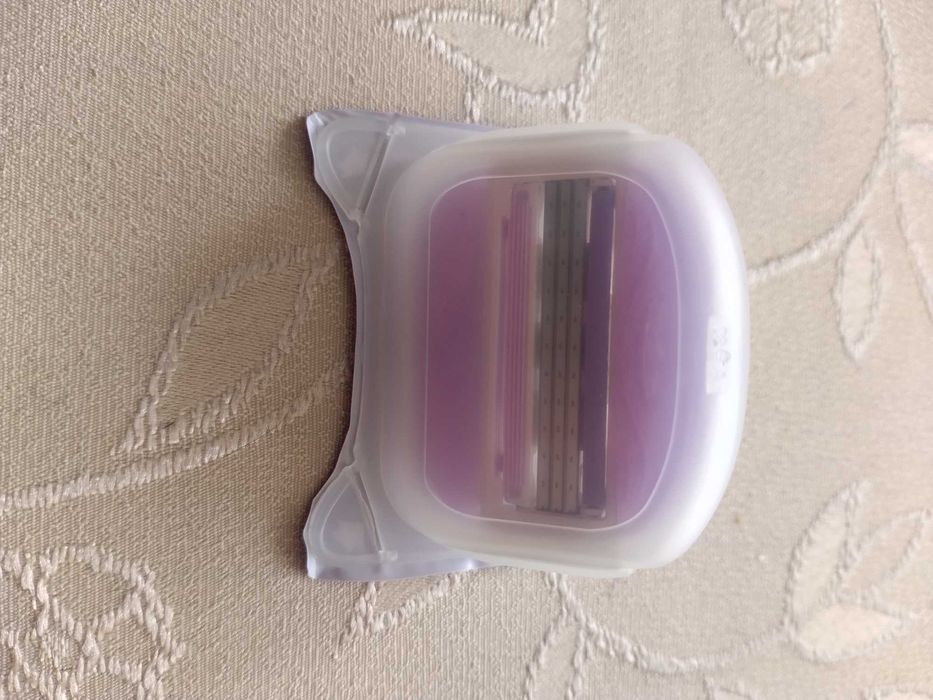 Gillette Venus Comfortglide - rączka + wkłady (8 sztuk). Oryginalne.