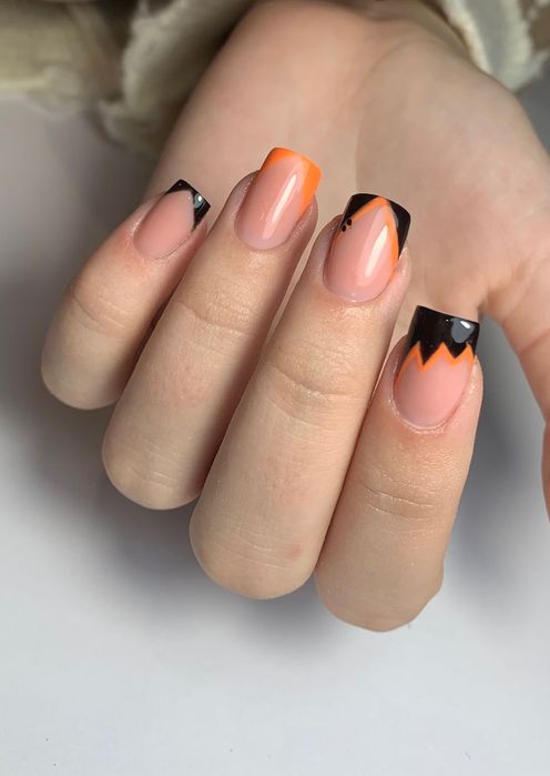 Манікюр педикюр нарощування нігтів на верхні і нижній форми