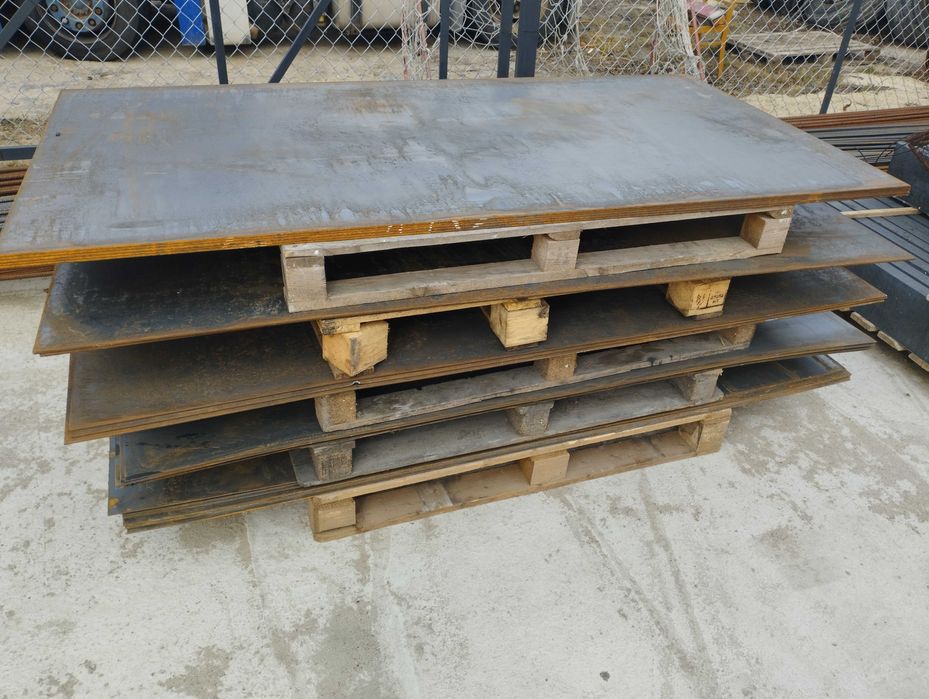 Stal: Profile, kątowniki, rury, drut żebrowany, blacha, ceownik