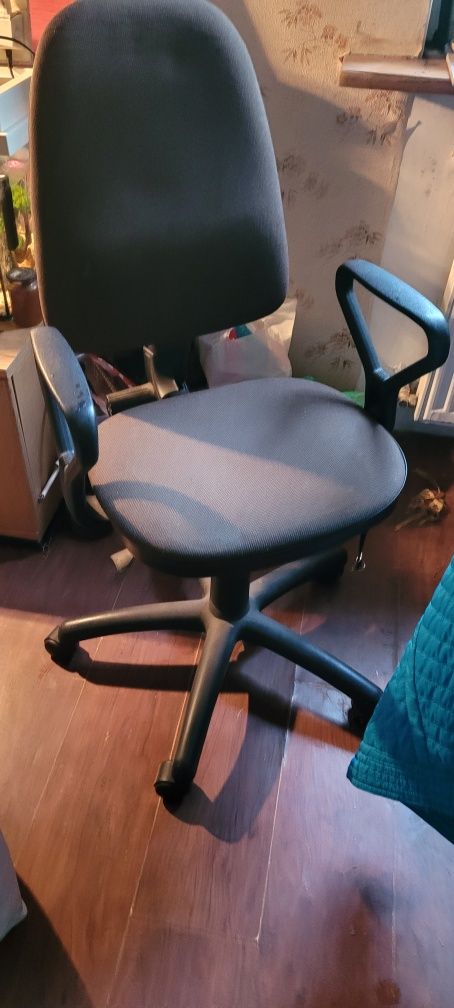 krzesło obrotowe do komputera