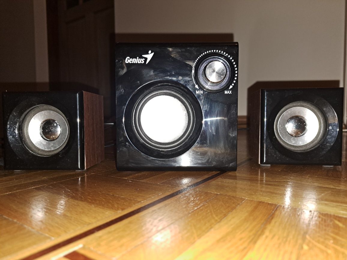 Głośniki 2.1 ch Speaker System z Rocket Subwoofer Genius