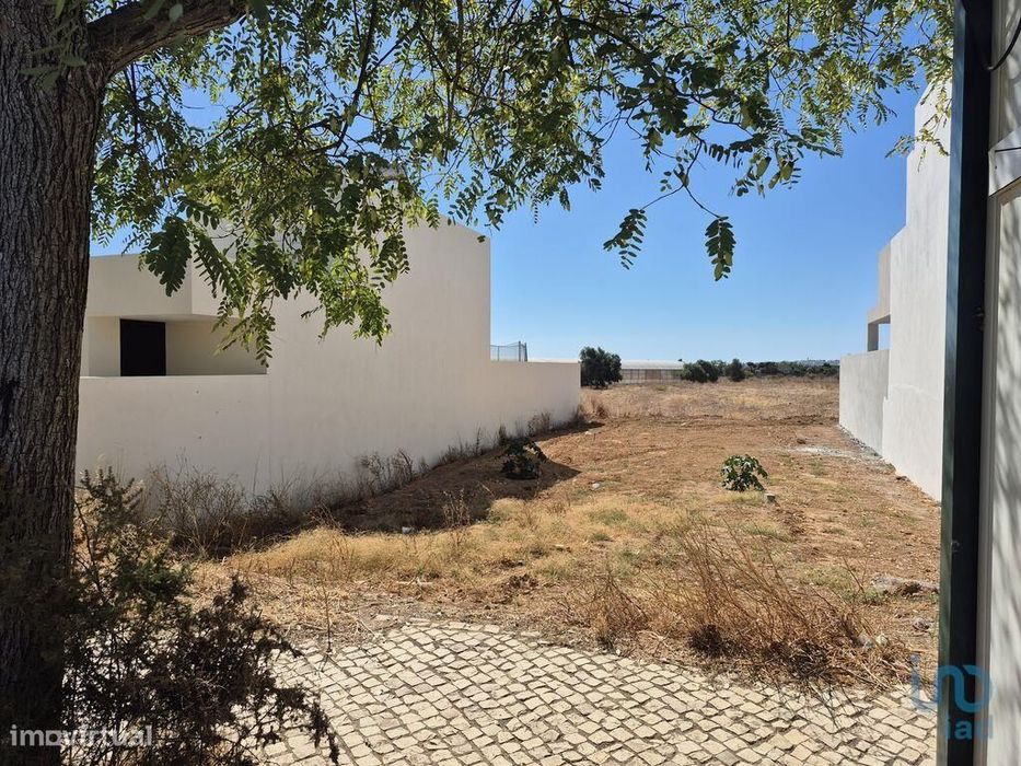 Terreno em Conceição e Estoi de 459,00 m2