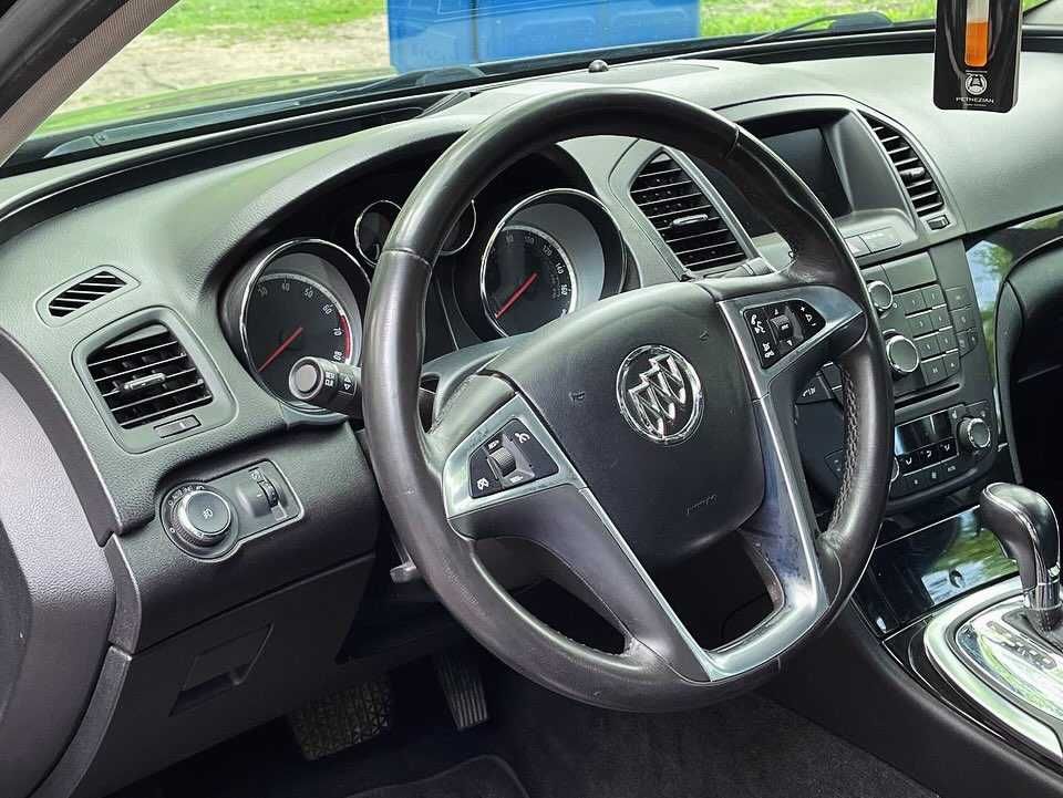 Продается отличный автомобиль представительского класса.
