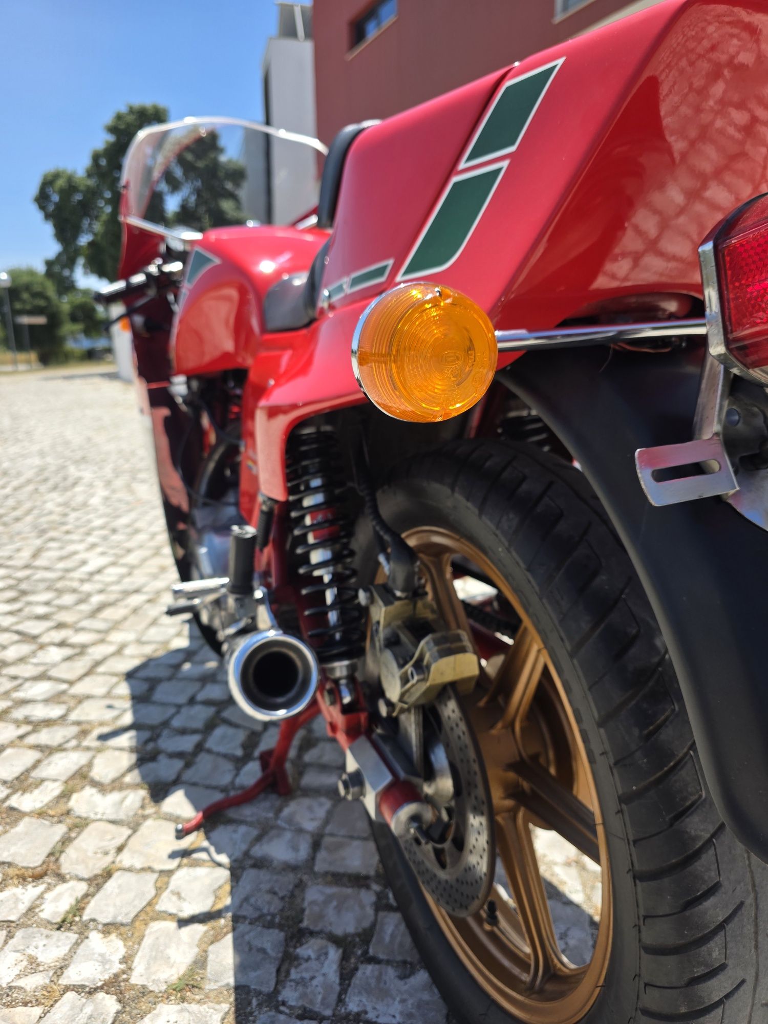 DUCATI MHR900 Mike Hailwood