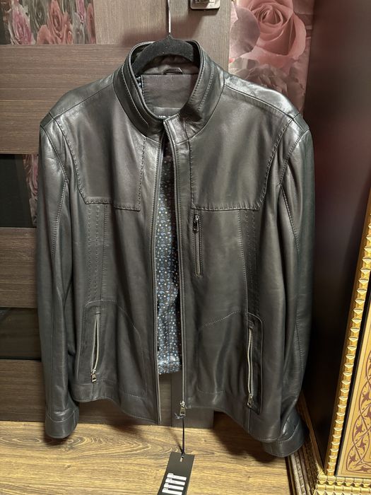 Продам шкіряну куртку нову привезу з Турції