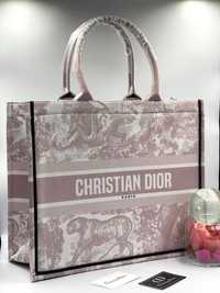 Luksusowa torba Dior: stylowa i pojemna!
