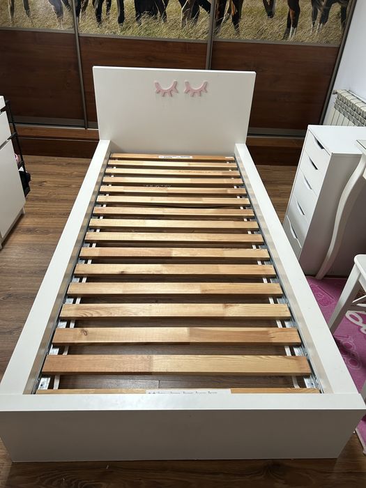 Łozko pojedyńcze z ikei 90x200