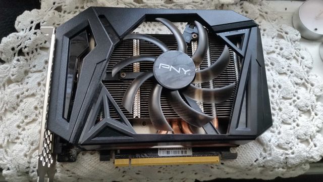 GeForce GTX 1660 6 GB, stan techniczny BDB!