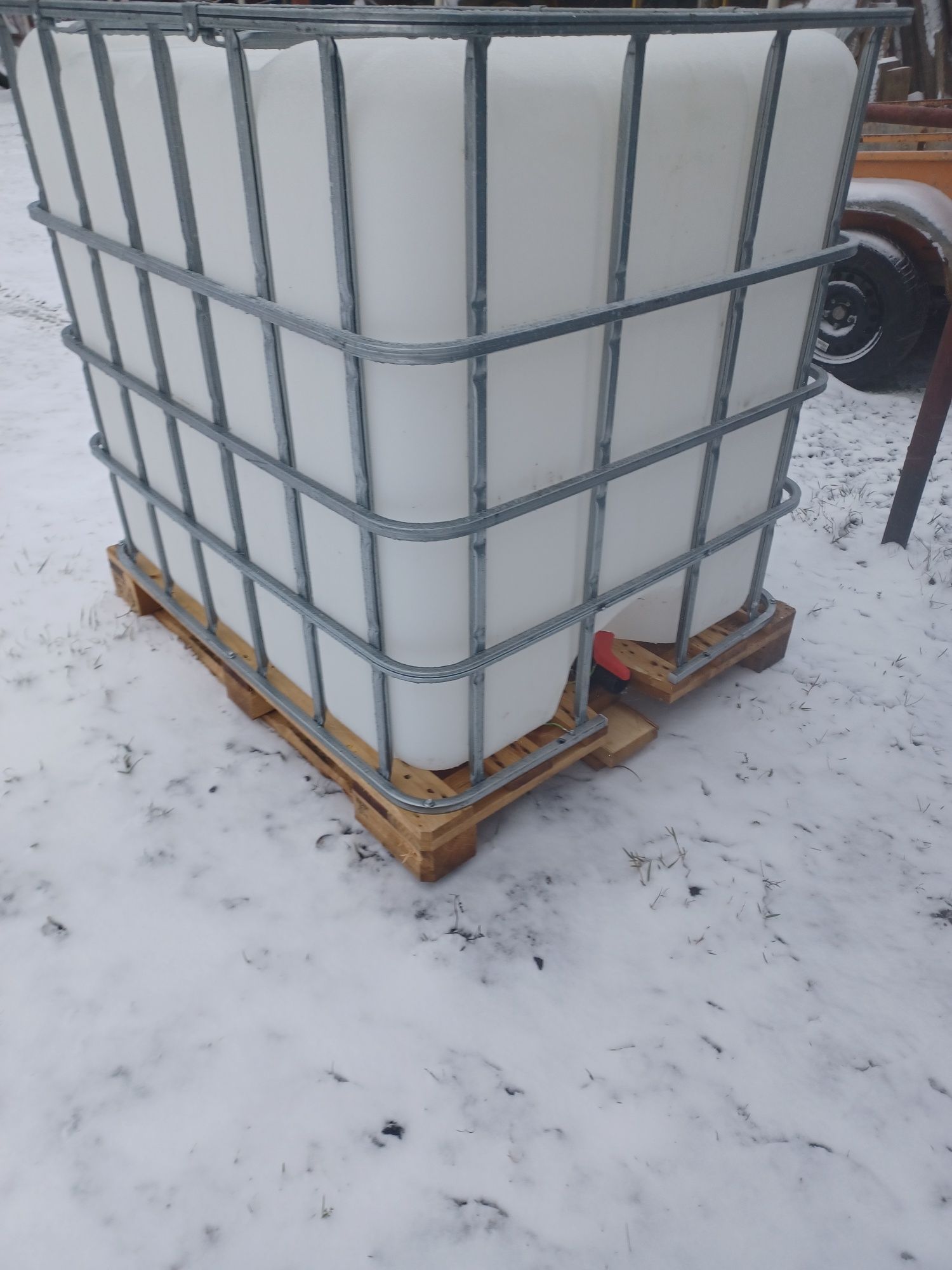 Mauzer 1000l na wodę