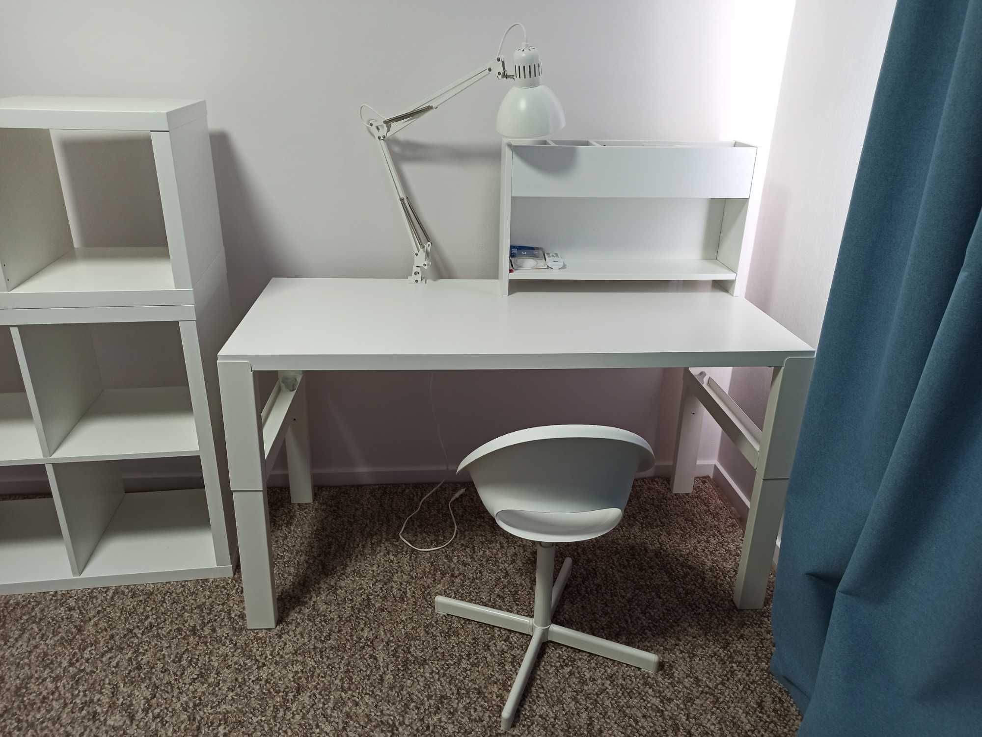 Набір меблів IKEA (стіл+надставка, крісло, стелаж, лампа)